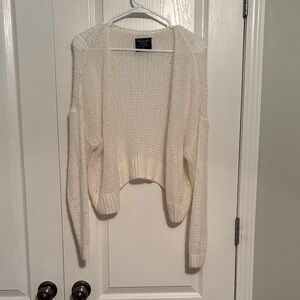 Abercrombie & Fitch Women’s Cream Knit Sweater size Medium